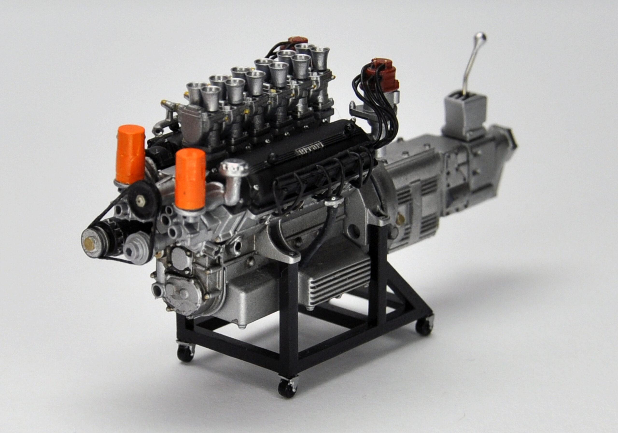Motor Ferrari Colombo V12 3.3l 6 carburadores. - Imagen 11