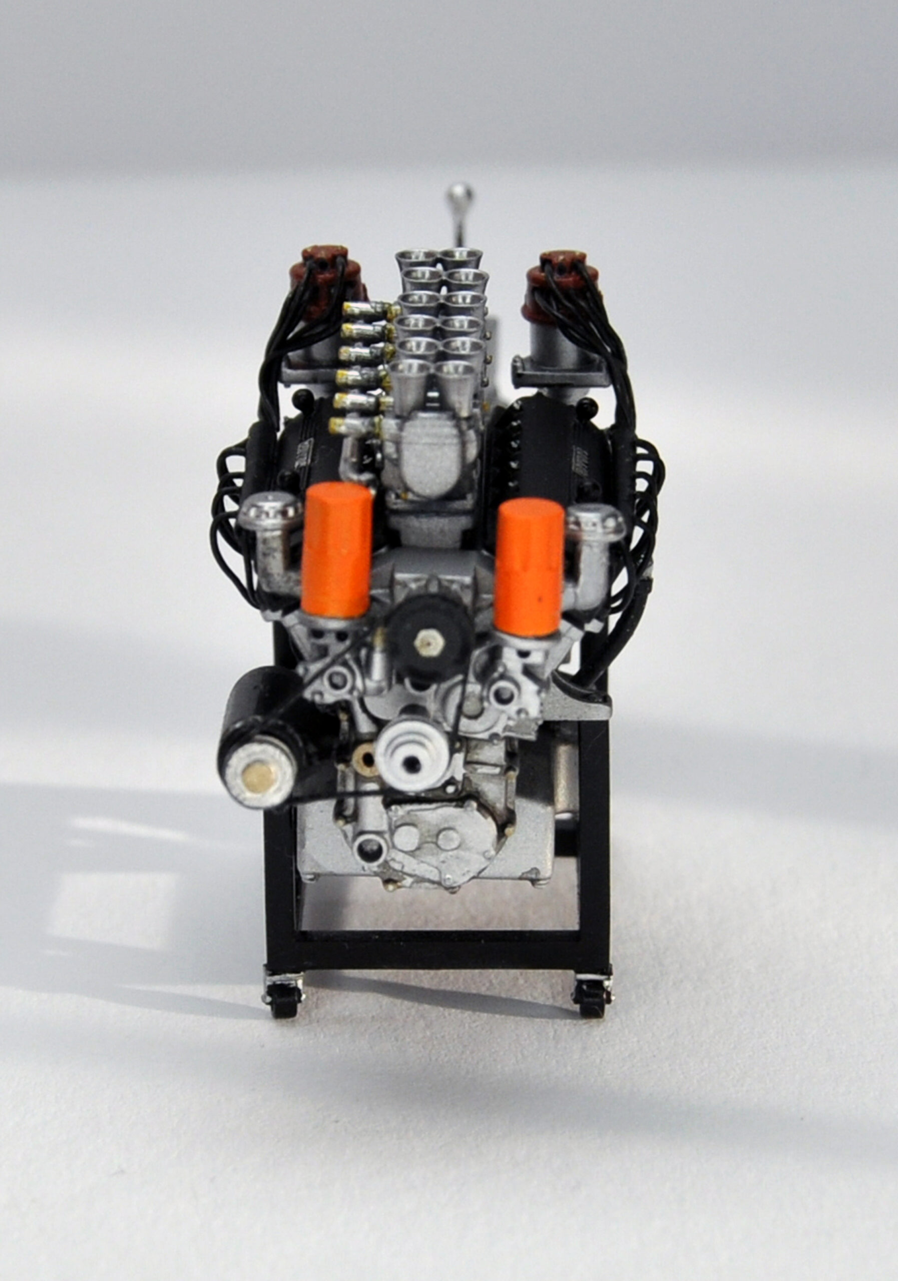 Motor Ferrari Colombo V12 3.3l 6 carburadores. - Imagen 15